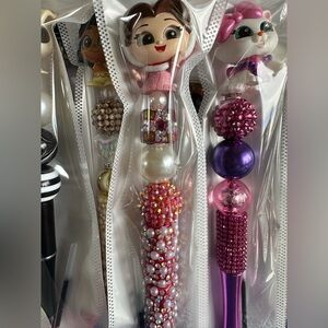 Character Winter Belle Beaded Pens - Pink and white